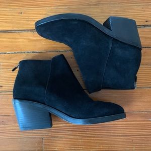Eileen Fisher Black Suede ankle boot 9
